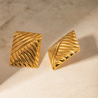 BOSS SQUARE EARRINGS GOLD