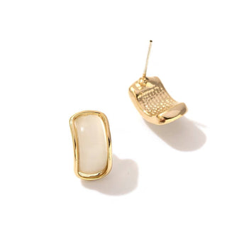 SIMPLE OPAL EARRINGS GOLD